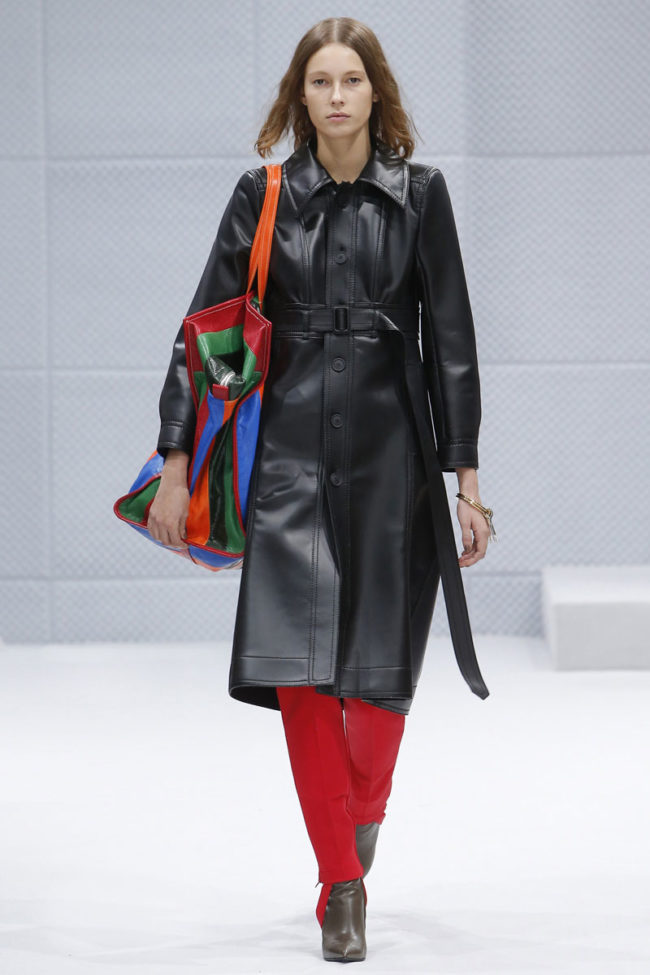 Balenciaga has released its Fall/Winter ’16 campaign 41