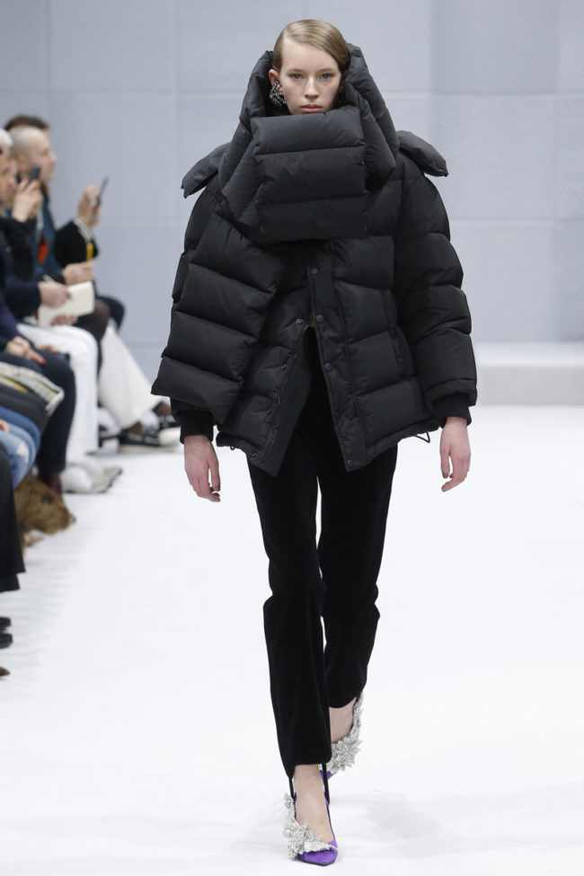 Balenciaga has released its Fall/Winter ’16 campaign 13