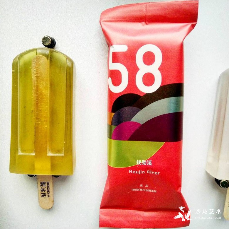 100-polluted-water-popsicles-by-3-taiwan-students_03